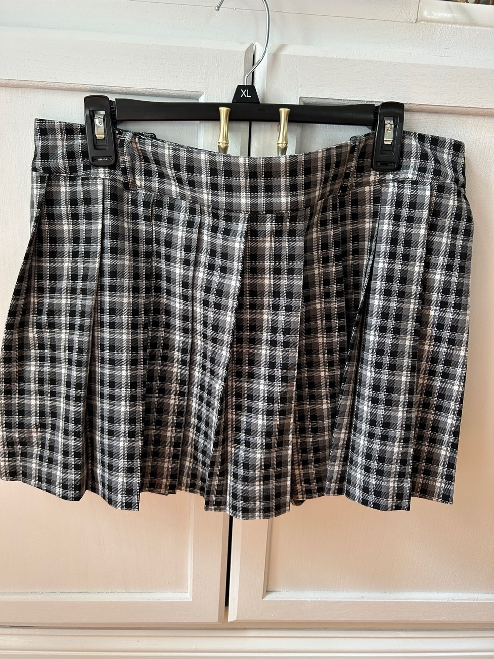 GAP Black & Gray Plaid Pleated Mini Skirt with Shorts